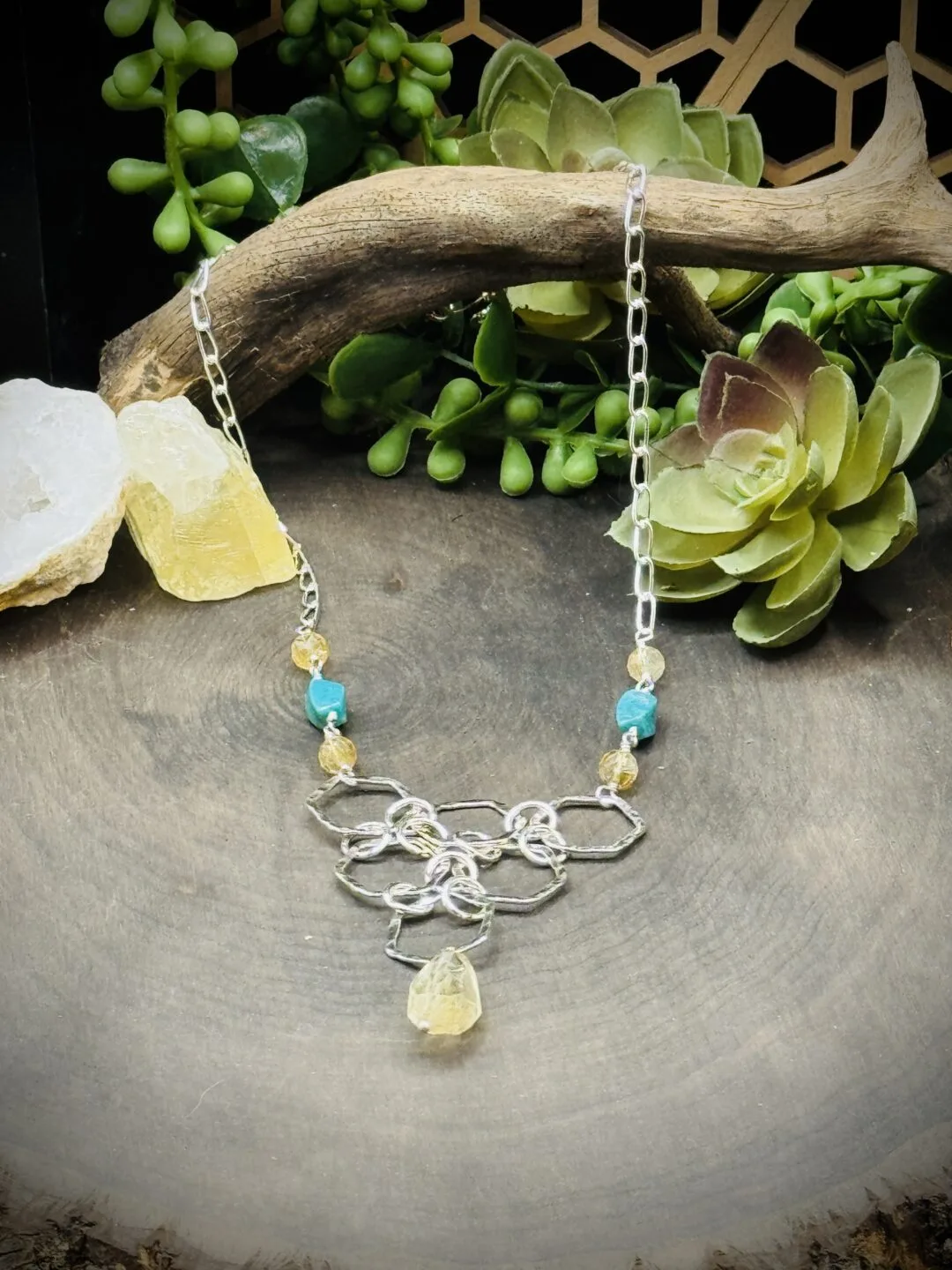 Fifteen Elegant Honeycomb Hoop Necklace with Citrine & Turquoise