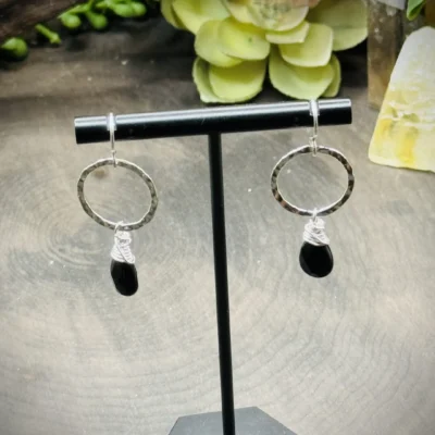 Dainty Hoops with Teardrop Onyx Beads